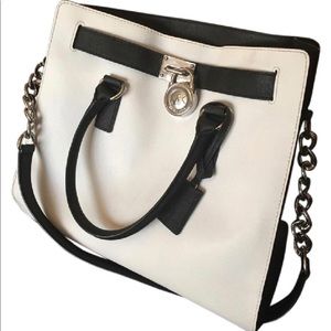 Authentic Micheal Kors XL Hampton handbag